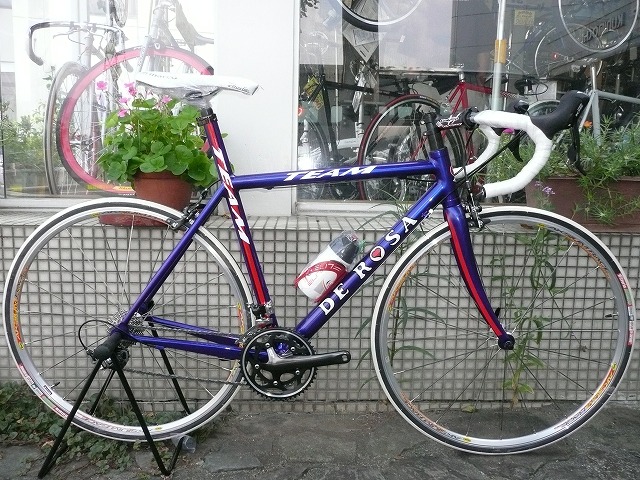 デローザ チーム 元競輪選手の快適自転車ブログ 静岡市清水区のスポーツバイク専門店なら プロショップはるくにもち
