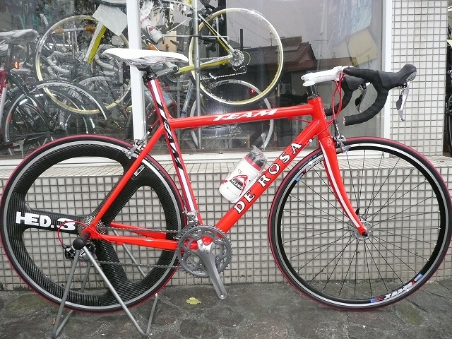デローザ ｔｅａｍ 元競輪選手の快適自転車ブログ 静岡市清水区のスポーツバイク専門店なら プロショップはるくにもち